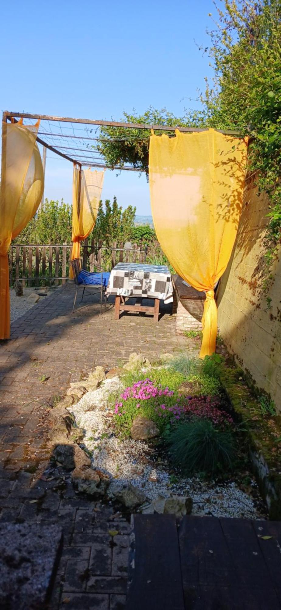 Casa Vacanza Il Colle Del Vento Calosso Exterior photo